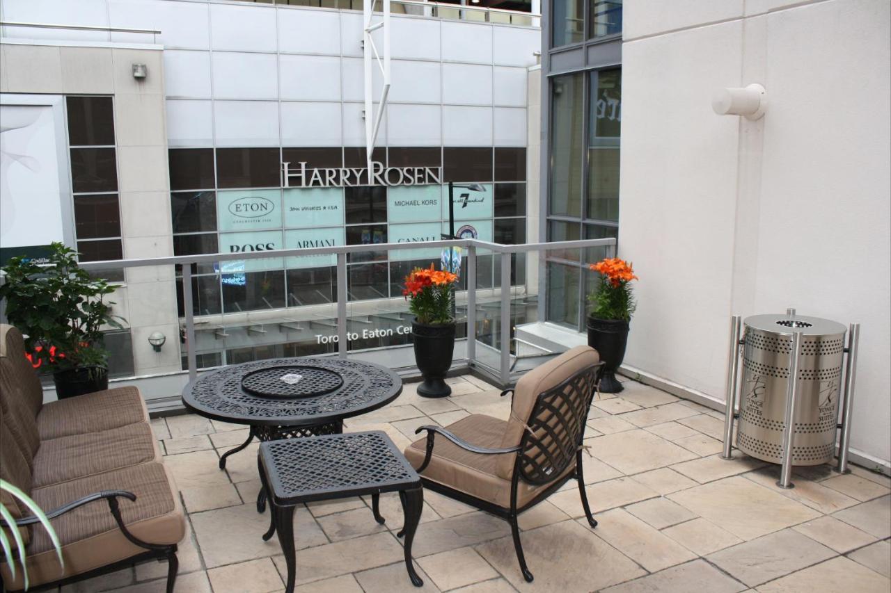 Yonge Suites Furnished Apartments Toronto Esterno foto